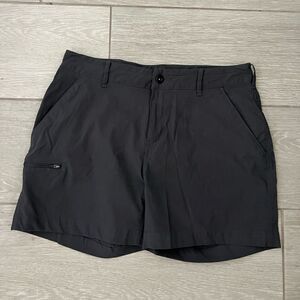Marmot raina shorts 5” Size 8 Dark Gray